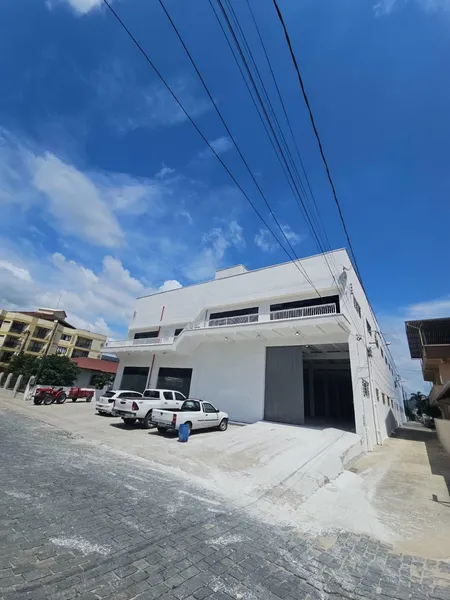 GALPÃO À VENDA EM BRUSQUE ACEITA PERMUTA