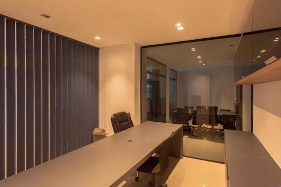SALA COMERCIAL PARA ESCRITÓRIO