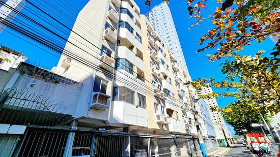 01 DORMITORIO NO CENTRO DE BALNEARIO CAMBORIU