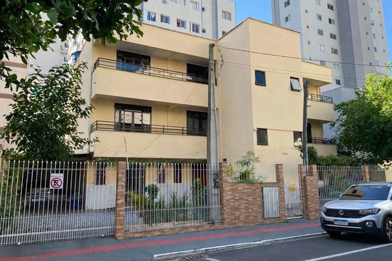 CASA CONJUGADA COM 11 KITNET