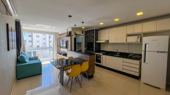 LINDO APARTAMENTO NO BAIRRO DAS NAÇÕES