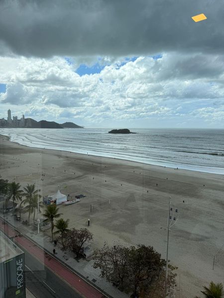 VENDA FRENTE MAR DE ALTO PADRÃO