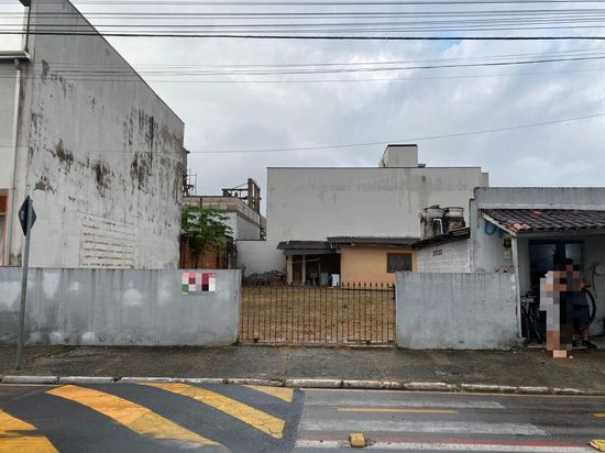 TERRENO COM CASA E PONTO COMERCIAL
