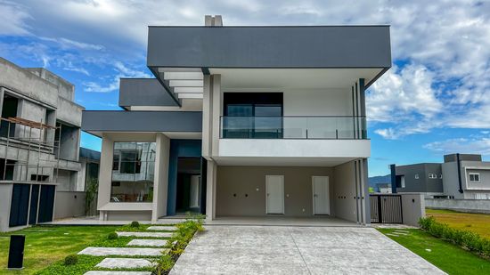 CASA NOVA CALEDONIA CAMBORIU