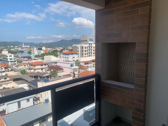 APARTAMENTO DE 2 DORMITÓRIOS PRÓXIMO A AV. DOS ESTADOS