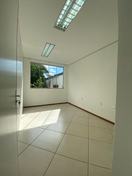 SALA CENTRAL PARA LOCAÇÃO