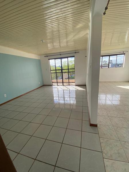 APARTAMENTO 03 DORMITORIOS- SACADA