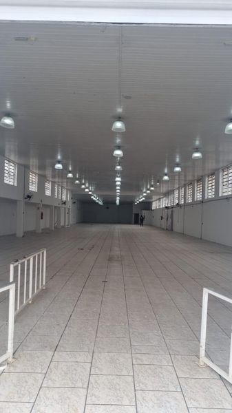 AMPLO ESPAÇO COMERCIAL PARA LOCAÇÃO