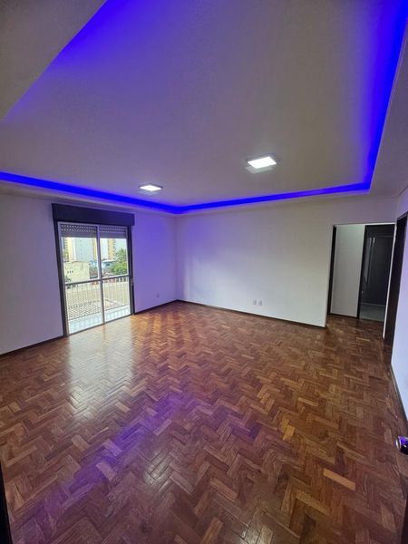APARTAMENTO CENTRAL 2 DORMITÓRIOS