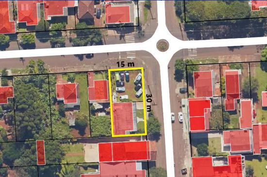 TERRENO DE ESQUINA À VENDA