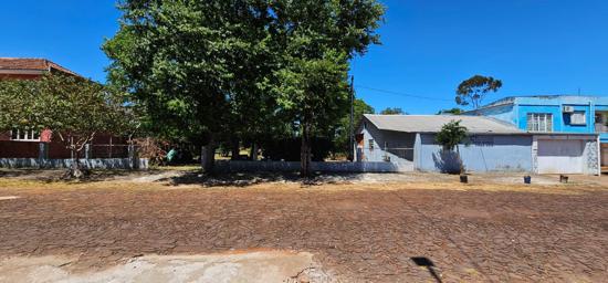 SOBRADO COM AMPLO TERRENO 5000 M² - B. OLIVEIRA
