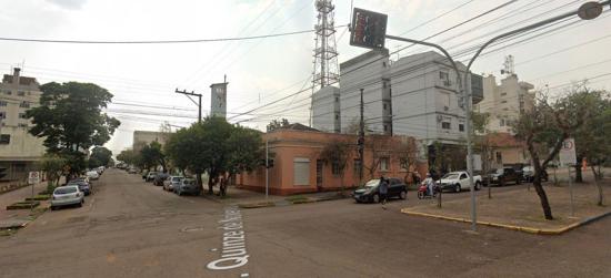 TERRENO CENTRAL À VENDA
