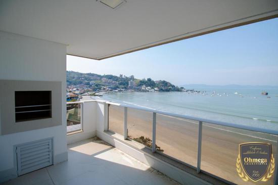 APARTAMENTO 04 SUÍTES - FRENTE MAR - 04 VAGAS - CANTO DA PRAIA, ITAPEMA/SC