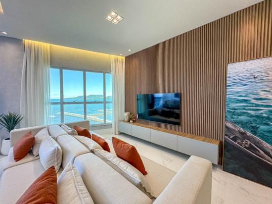 SHOWROOM FRENTE MAR E FRENTE AO PIER DE ITAPEMA