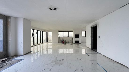 COBERTURA DUPLEX PRONTA PARA MORAR, A VENDA EM MEIA PRAIA - ITAPEMA