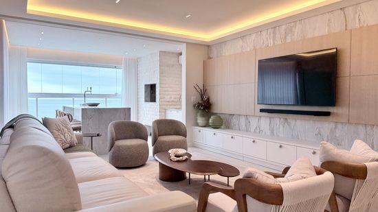 APARTAMENTO QUADRA MAR COM 04 SUITES- MEIA PRAIA, ITAPEMA
