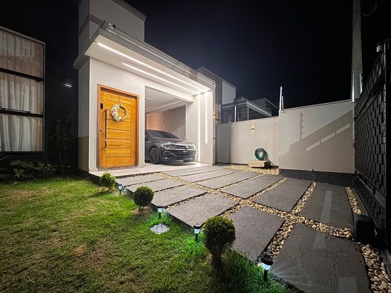 LINDA CASA MOBILIADA A VENDA NO BOSQUE DA MATA, EM TIJUCAS - SC