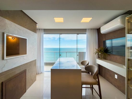 APARTAMENTO 3 SUITES 3 VAGAS DE GARAGEM - ITAPEMA CENTRO