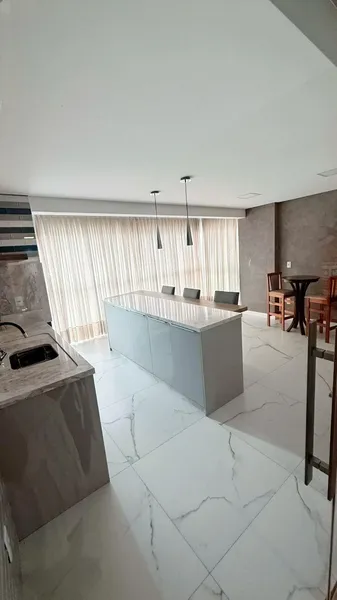 APARTAMENTO MOBILIADO 02 SUÍTES
