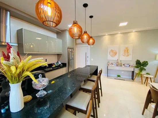 APARTAMENTO MOBILIADO 02 SUÍTES