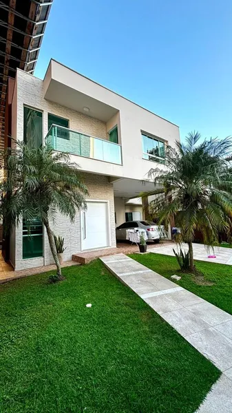 CASA DE 2 PISOS COM EDÍCULA
