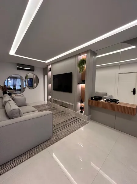APARTAMENTO NOVO MOBILIADO 03 SUÍTES