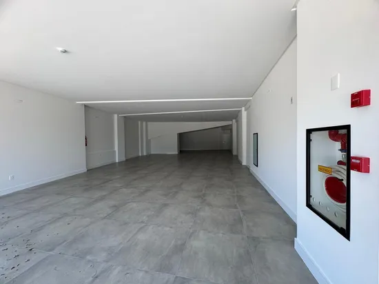 SALA COMERCIAL 178M²