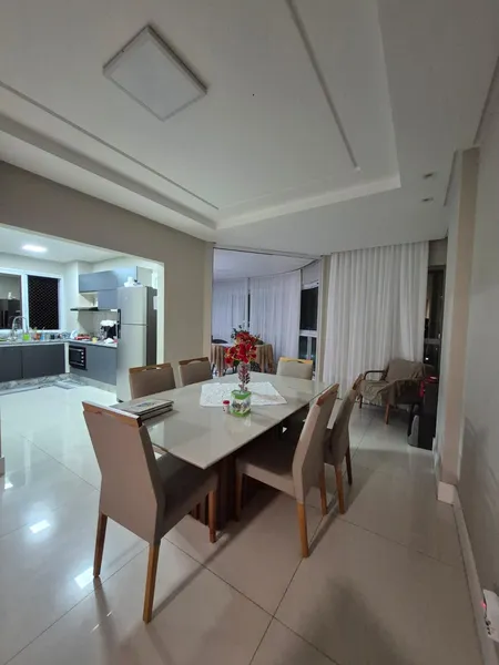 APARTAMENTO MOBILIADO 03 SUÍTES - FRENTE AVENIDA
