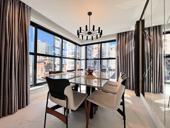 SKY TOWER - MOBILIADO 03 SUITES EM PORTO BELO
