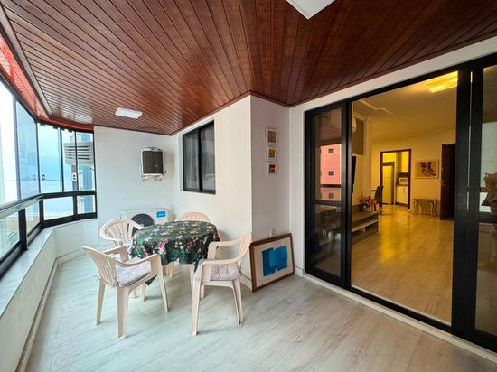 APARTAMENTO VISTA MAR COM 3 DORM. SENDO 1 SUÍTE - CENTRO - BALNEÁRIO CAMBORIÚ