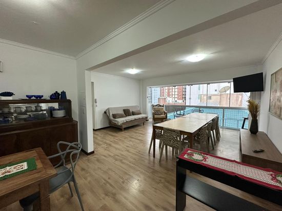 APARTAMENTO 3 DORMITÓRIOS NA BARRA SUL EM BALNEÁRIO CAMBORIÚ - ED. SANTOS DUMONT
