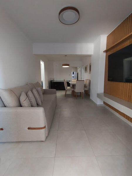 TEMPORADA - APARTAMENTO 2 DORMITÓRIOS NO CENTRO DE BALNEÁRIO CAMBORIÚ - SC