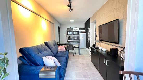 APARTAMENTO MOBILIADO DE 2 DORMITÓRIOS NA QUADRA DO MAR CENTRO DE BC !