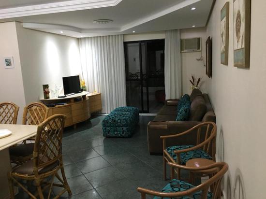 APARTAMENTO TEMPORADA COM 03 DORMITÓRIOS EM BALNEÁRIO CAMBORIÚ