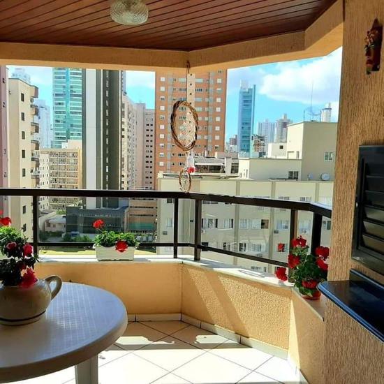 APARTAMENTO 2 DORMITÓRIOS PARA LOCAÇÃO TEMPORADA EM BALNEARIO CAMBORIU
