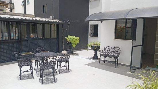 APARTAMENTO 3 DORMITORIOS NO CENTRO DE BALNEARIO CAMBORIU- ED. PORTAL DO VALE