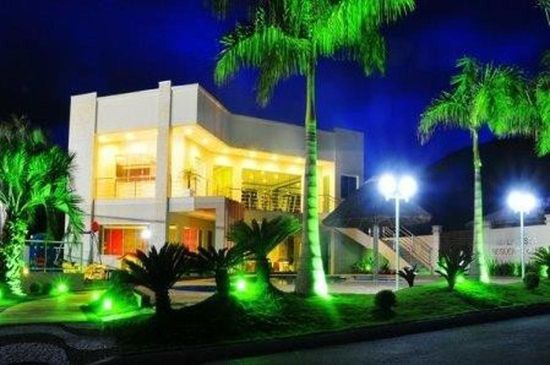 EXCEPCIONAL TERRENO EM CONDOMINIO FECHADO NA BARRA EM BALNEÁRIO CAMBORIÚ - SC