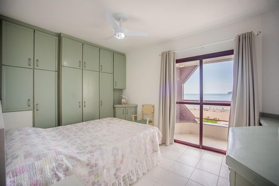 FRENTE MAR VISTA ESTRAORDINÁRIA -  APARTAMENTO 3 DORMITÓRIOS SENDO 1 SUÍTE