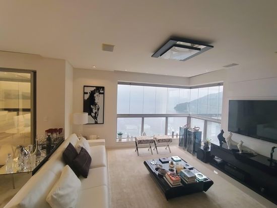 FRENTE MAR APARTAMENTO 3 SUITES NO CENTRO DE BALNEARIO CAMBORIU - SC