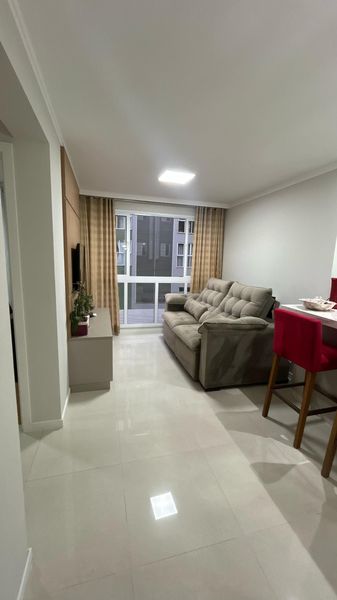 MODERNO E FUNCIONAL APARTAMENTO NO BAIRRO DAS NAÇÕES EM BALNEÁRIO CAMBORIÚ - SC