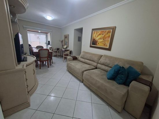 APARTAMENTO DIFERENCIADO DE 2 SUÍTES A 100M DO MAR