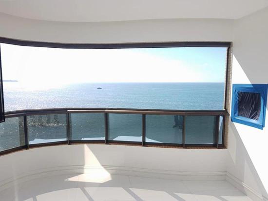 APARTAMENTO FRENTE MAR EDIFÍCIO VALE DOURADO BALNEÁRIO CAMBORIÚ