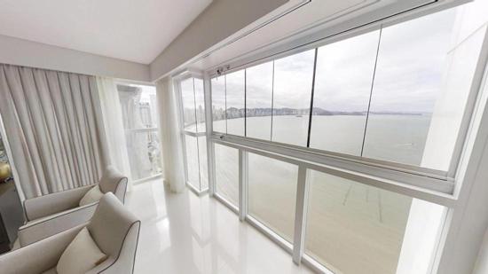 APARTAMENTO FRENTE MAR MOBILIADO, DECORADO E EQUIPADO - IBIZA TOWERS