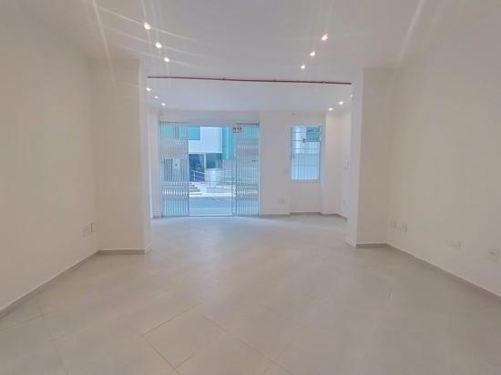 SALA COMERCIAL NO CENTRO DE BALNEÁRIO CAMBORIU