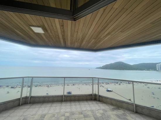 APARTAMENTO FRENTE MAR EM BALNEARIO CAMBORIU- ED LAGO MAGGIORE