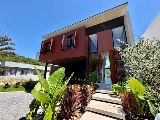 CASA FIGUEIRA - CONDOMÍNIO FECHADO BELLA VISTA