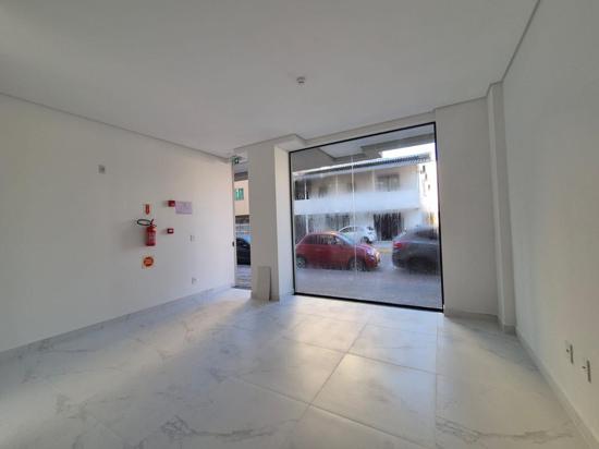 SALA COMERCIAL EM MEIA PRAIA ITAPEMA