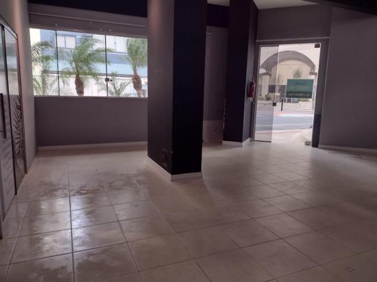 SALA COMERCIAL NO CENTRO DE BALNEARIO CAMBORIU- ED EVIDENCE TOWER