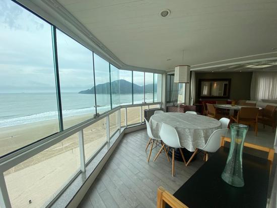 APARTAMENTO 3 SUÍTES NA BARRA SUL - ED CIDADE FRENZE