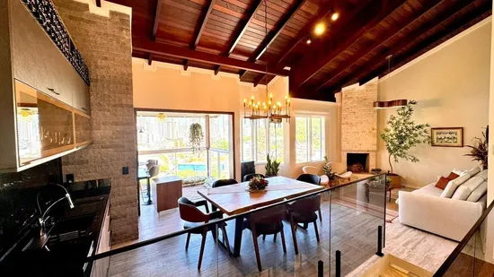 CASA TRIPLEX CINEMATOGRÁFICA